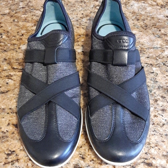 Ecco Shoes - Ecco slip-ons